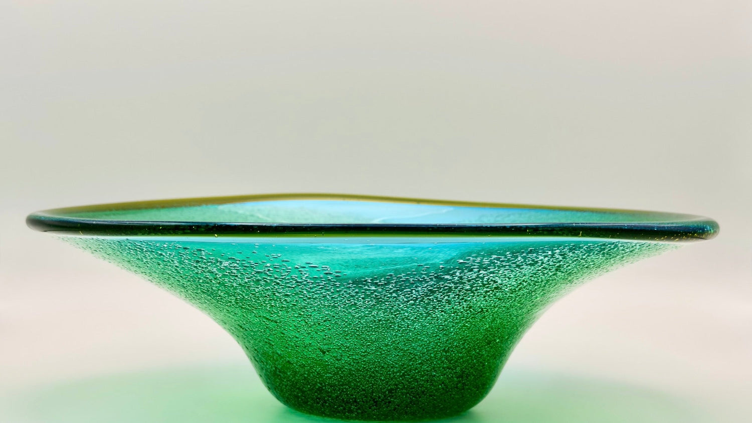 Niji Glass Studio (Chūfuki Glass Kōbō Niji)