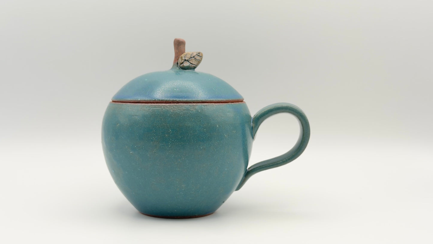 Yachimun Apple-Shaped Lidded Cup – Matte Teal Glaze by Masahito Date (011-JN)