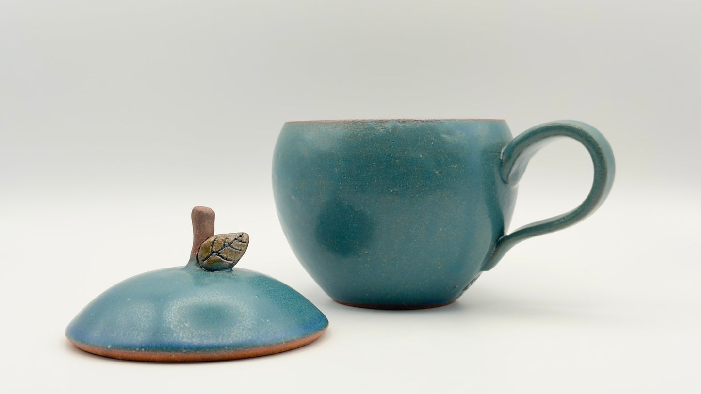 Yachimun Apple-Shaped Lidded Cup – Matte Teal Glaze by Masahito Date (011-JN)