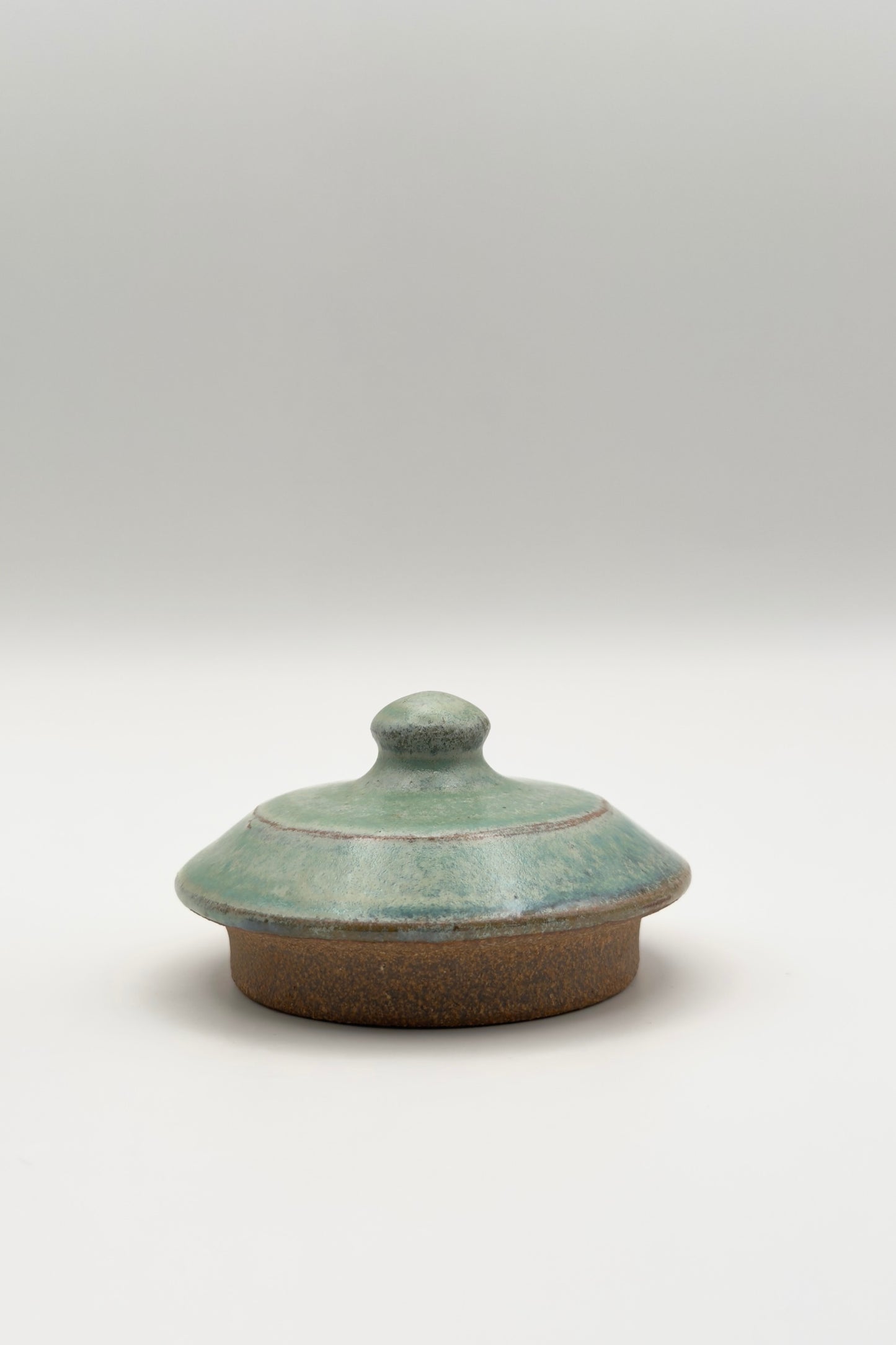 Yachimun Teapot (Chuukaa) – Stone-Glazed Gray & Teal with Moss-Green Lid by Masahito Date (013-JN)