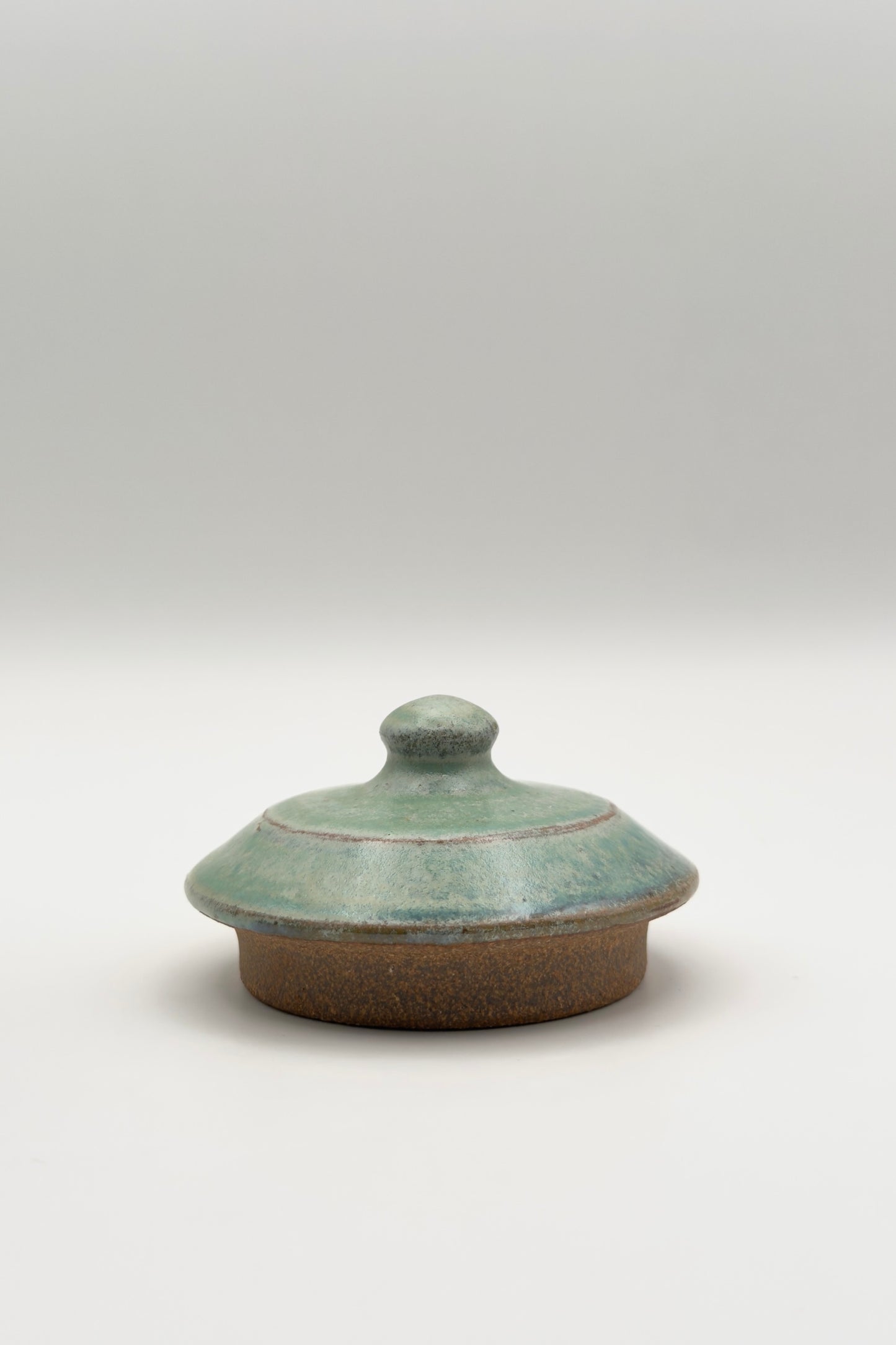 Yachimun Teapot (Chuukaa) – Stone-Glazed Gray & Teal with Moss-Green Lid by Masahito Date (013-JN)