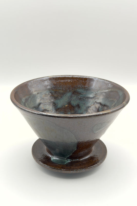 Yachimun Coffee Dripper – Rust Iron with Blue-Gray Glaze Drift by Kobo Ruu (015-RU)