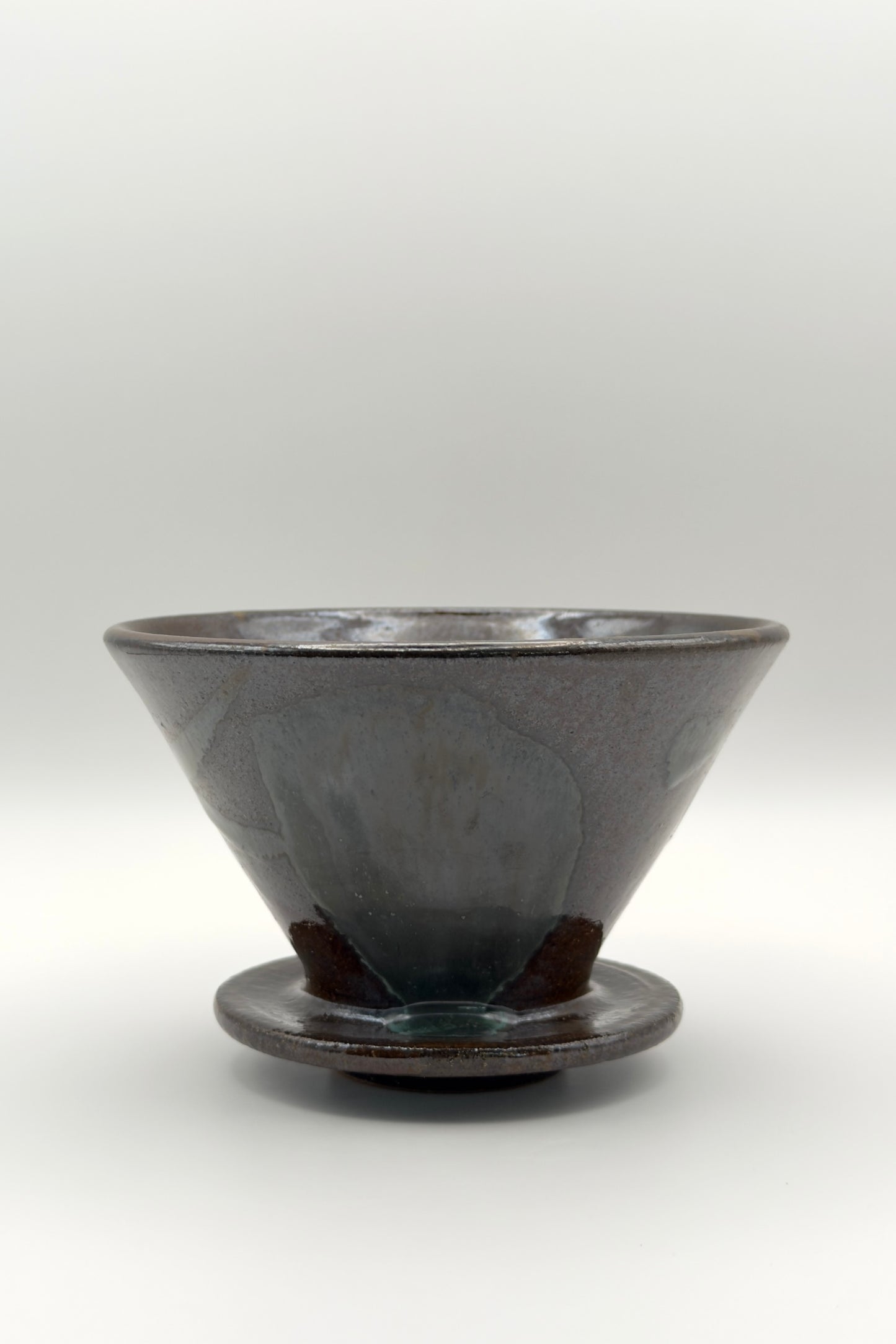 Yachimun Coffee Dripper – Rust Iron with Blue-Gray Glaze Drift by Kobo Ruu (015-RU)