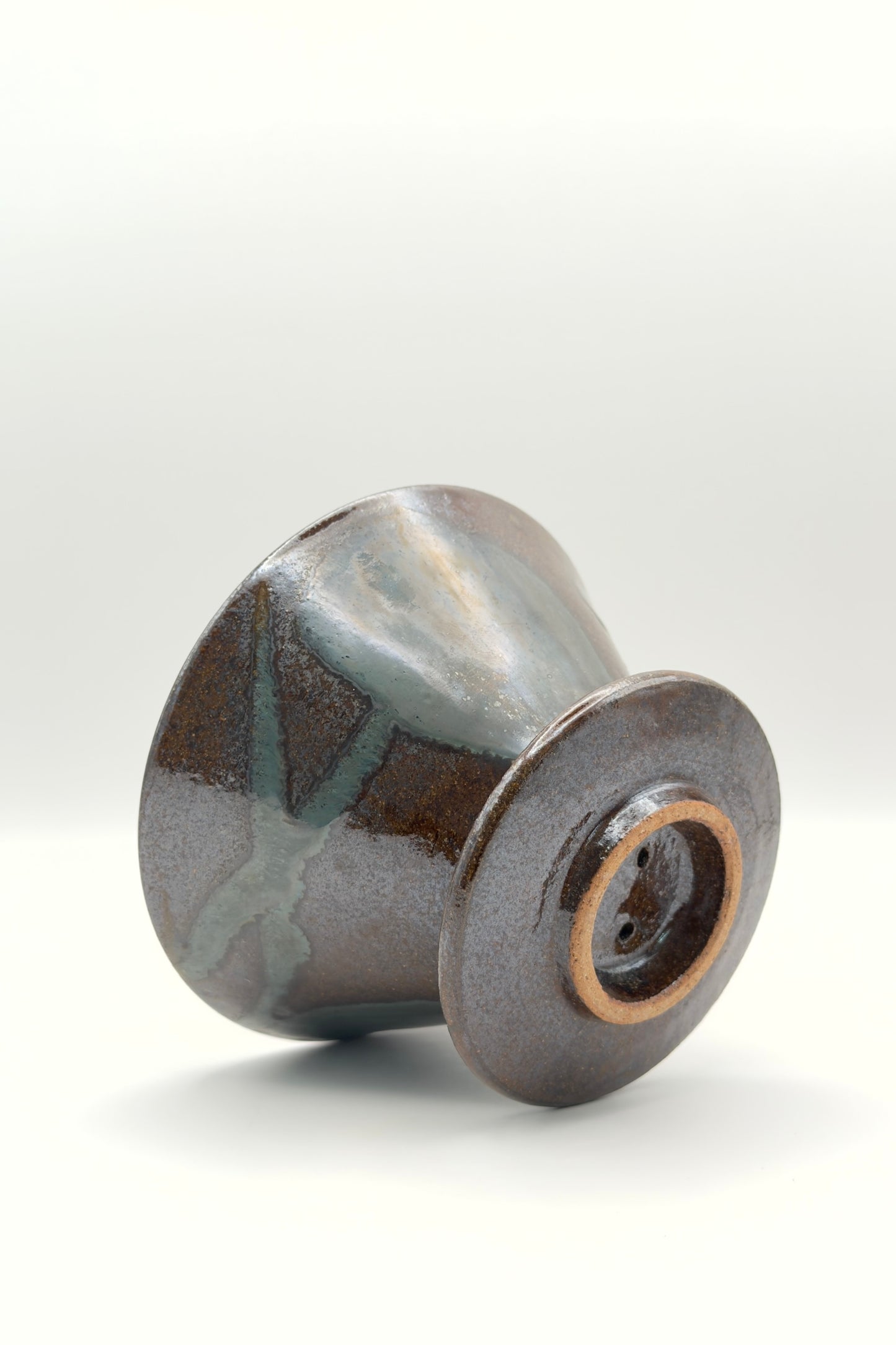 Yachimun Coffee Dripper – Rust Iron with Blue-Gray Glaze Drift by Kobo Ruu (015-RU)