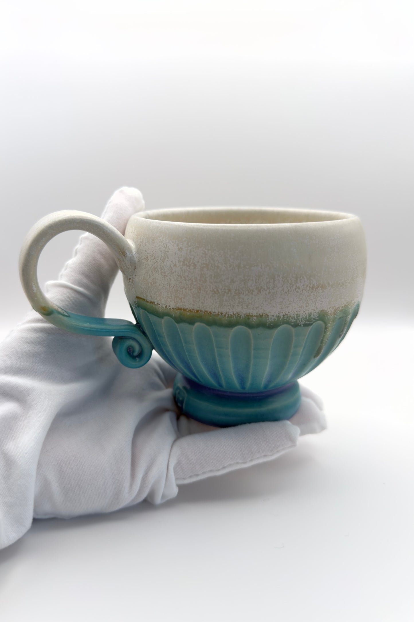 Yachimun Mug – Turquoise Ocean & Petal Carved by Masahito Date (001-JN)
