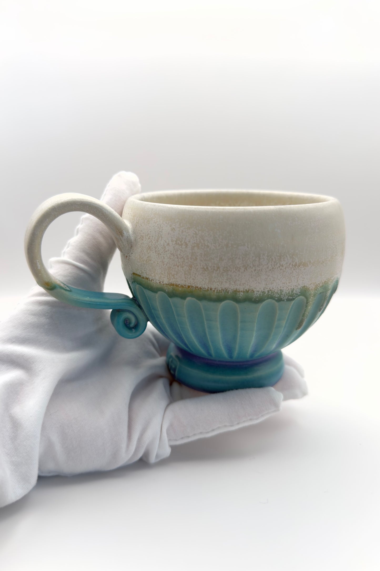 Yachimun Mug – Turquoise Ocean & Petal Carved by Masahito Date (001-JN)