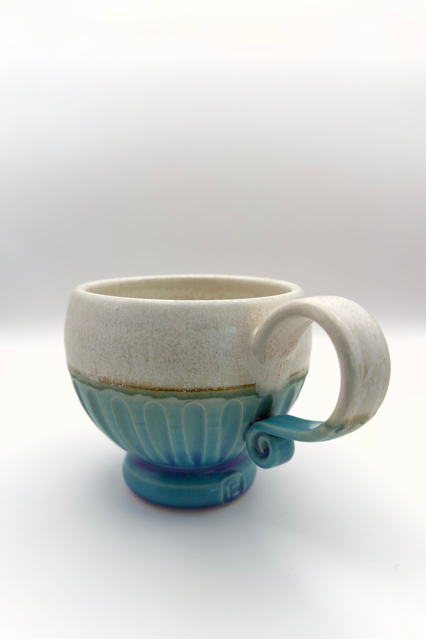 Yachimun Mug – Turquoise Ocean & Petal Carved by Masahito Date (001-JN)