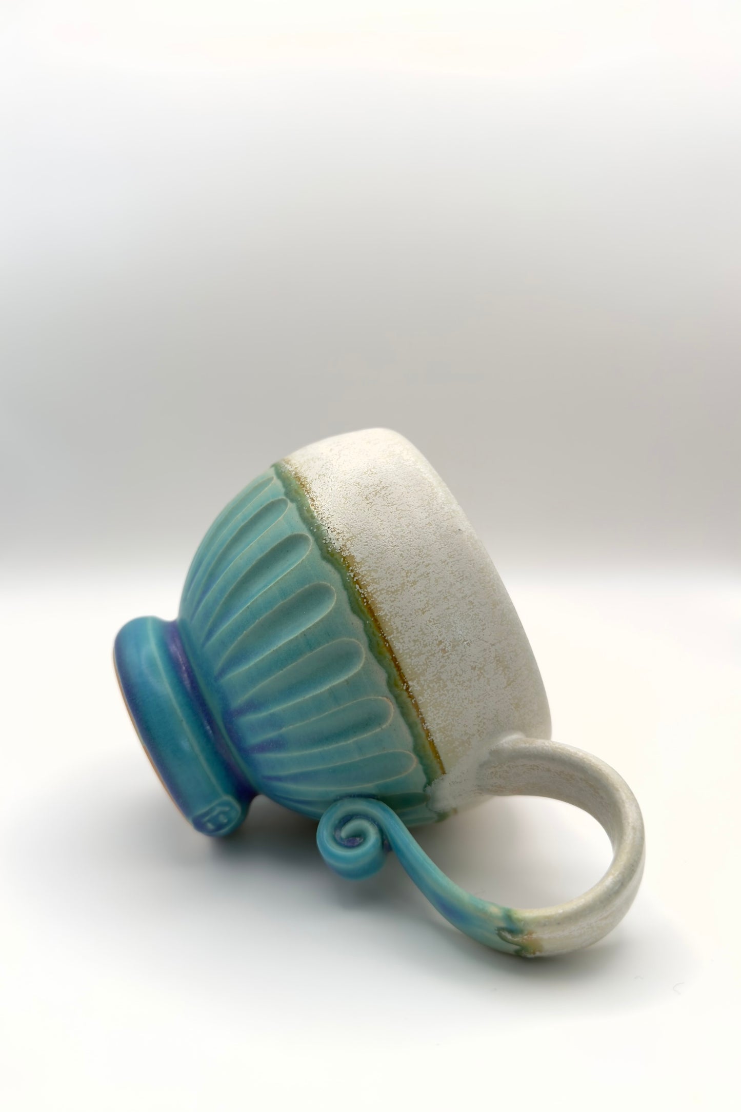 Yachimun Mug – Turquoise Ocean & Petal Carved by Masahito Date (001-JN)