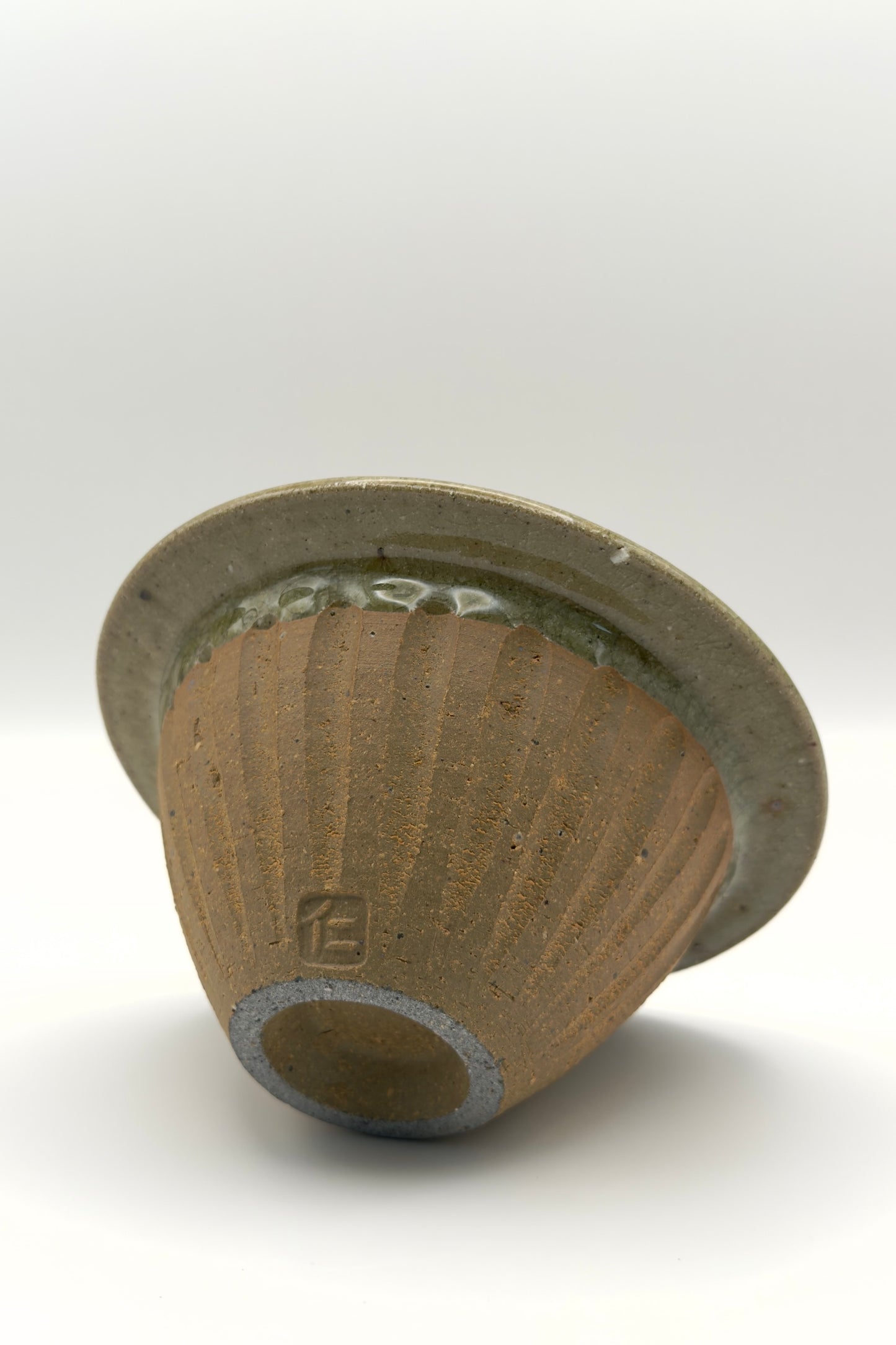Yachimun Bowl – Shinogi Carved with Celadon Drip by Masahito Date (007-JN)